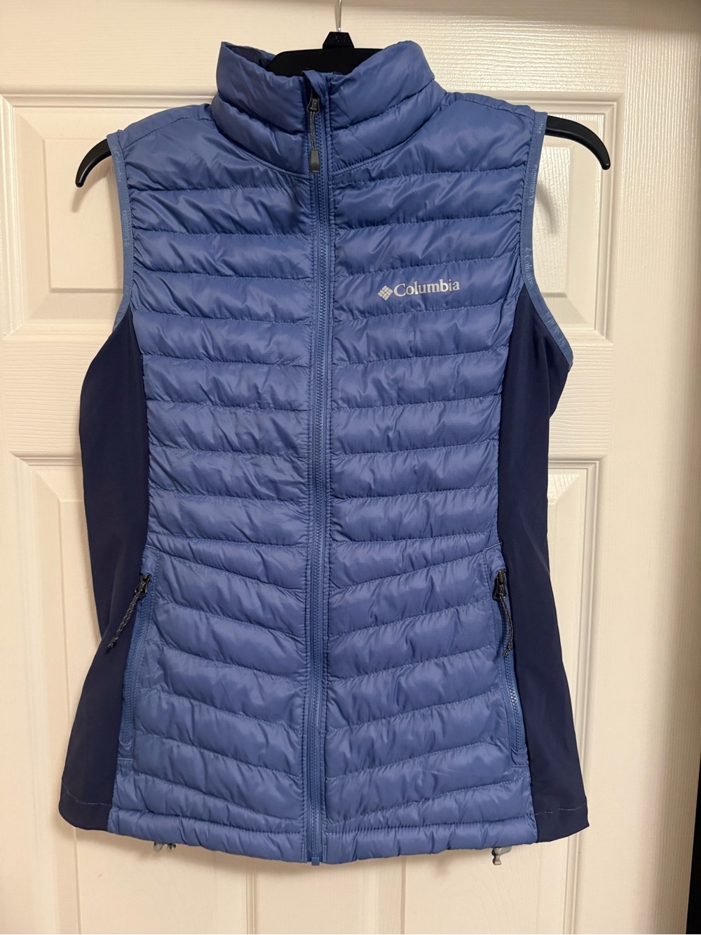 Columbia Women's Two-Tone Blue Quilted Vest